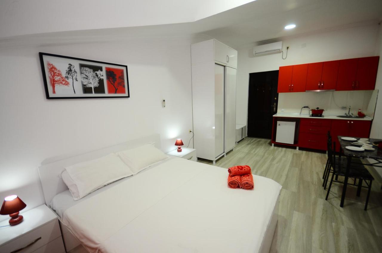 Aparthotel My Home Batumi Kültér fotó