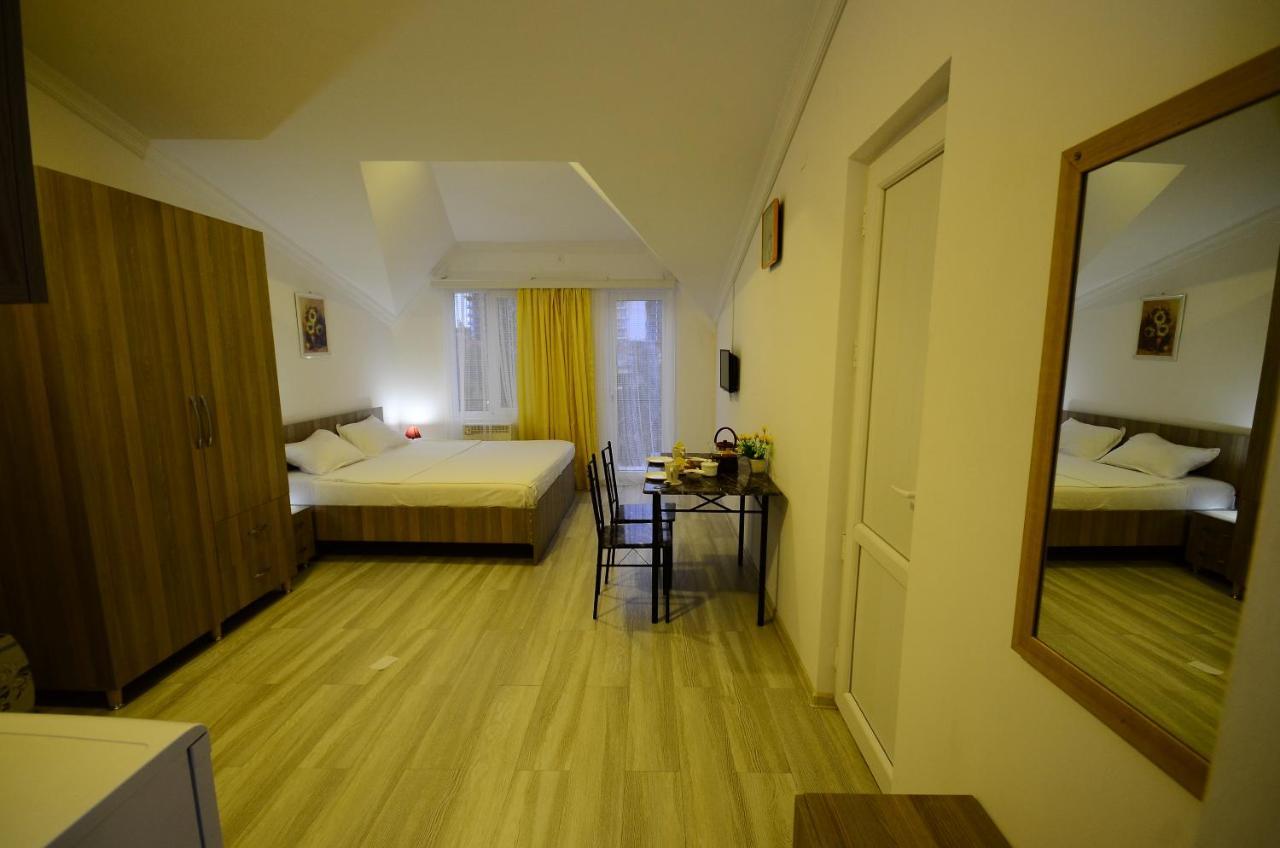Aparthotel My Home Batumi Kültér fotó