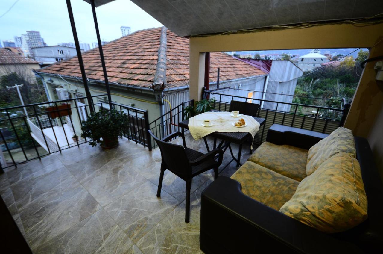 Aparthotel My Home Batumi Kültér fotó