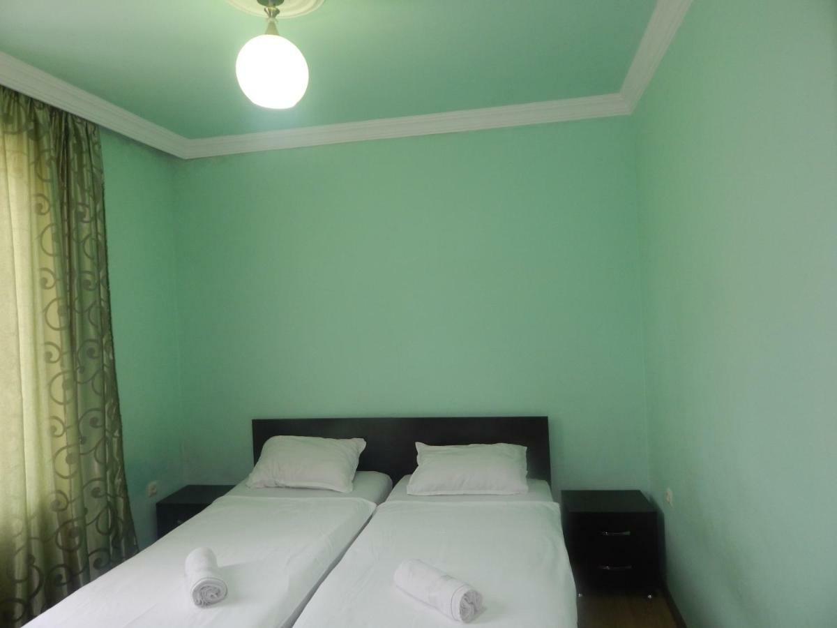 Aparthotel My Home Batumi Kültér fotó