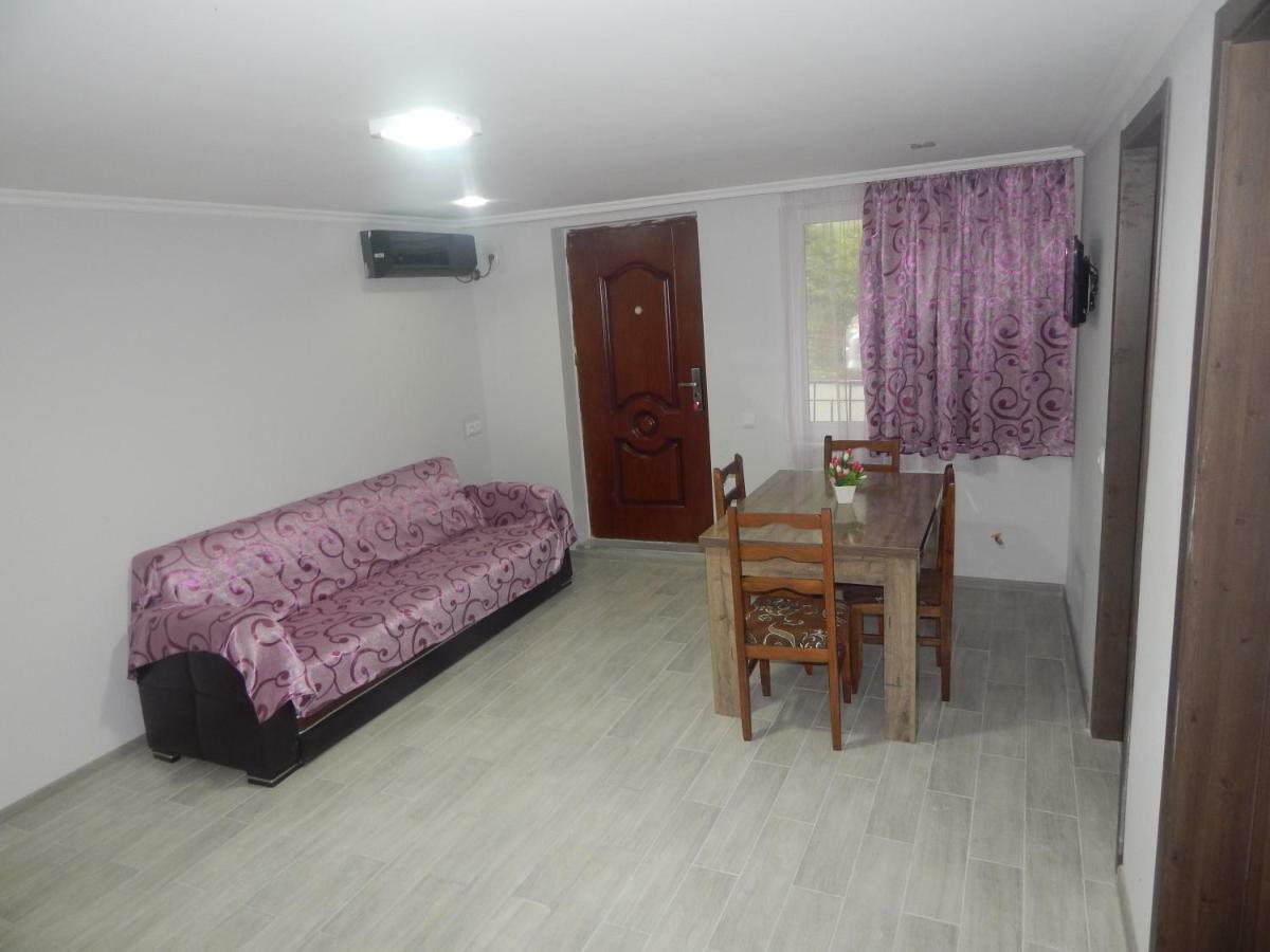 Aparthotel My Home Batumi Kültér fotó