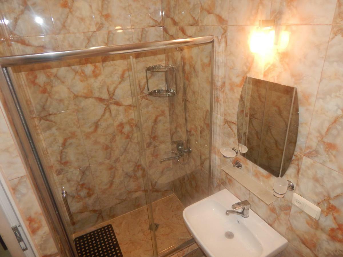 Aparthotel My Home Batumi Kültér fotó